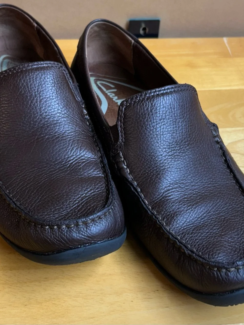 Clarks‎ Men’s Dark Brown Hamilton Free Leather Slip-On Loafers, 10M